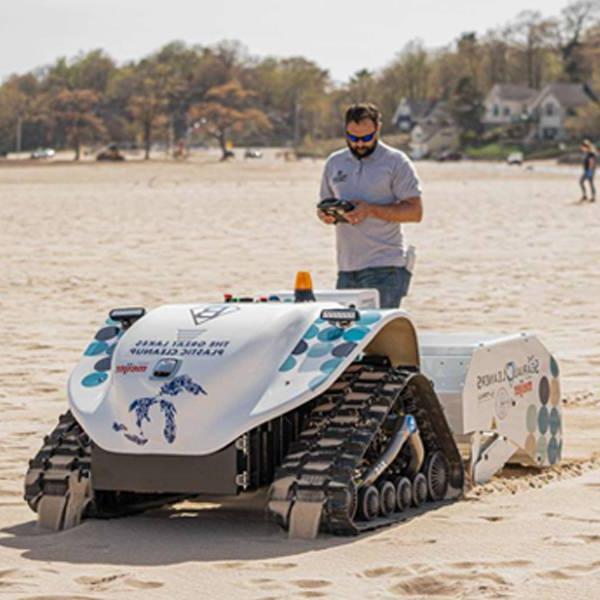 byxtdi.dftractor.com/gvnext/2023/awri-helping-keep-muskegon-beach-clean-with-robots.htm